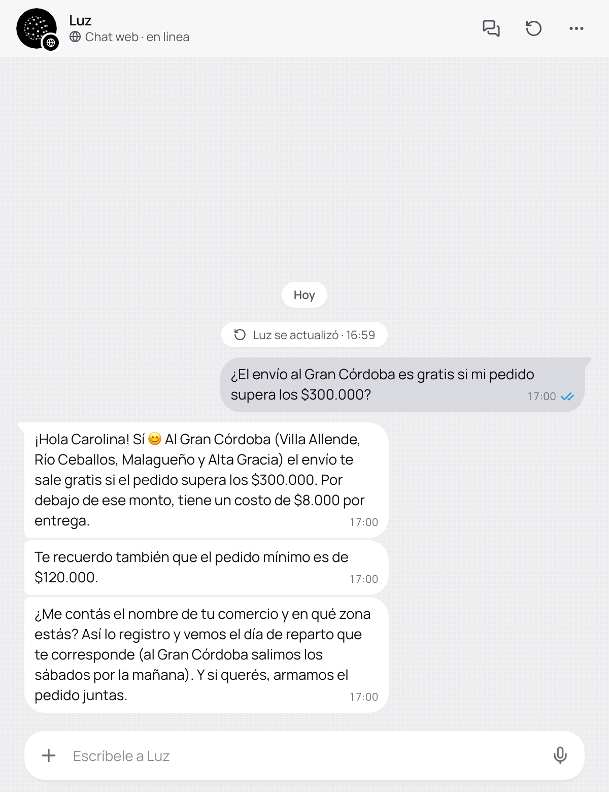 El chat de prueba después del cambio: el aviso de que el agente se actualizó y su respuesta nueva.