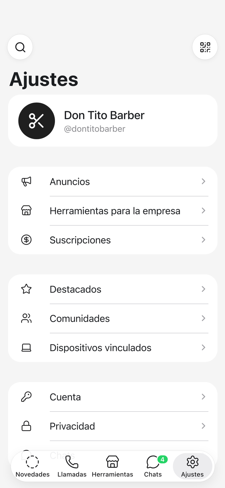 Ajustes de WhatsApp Business, con Dispositivos vinculados marcado.